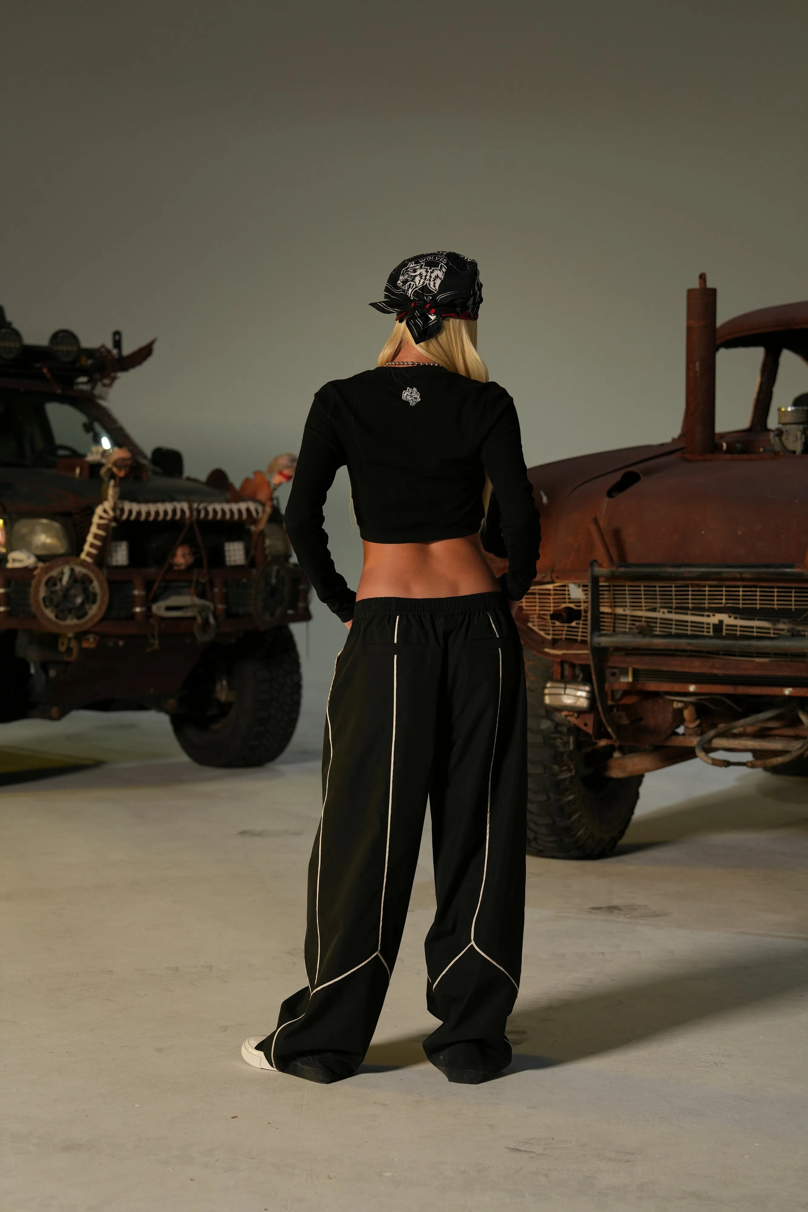 Conquer Cropped Thermal LS in Black