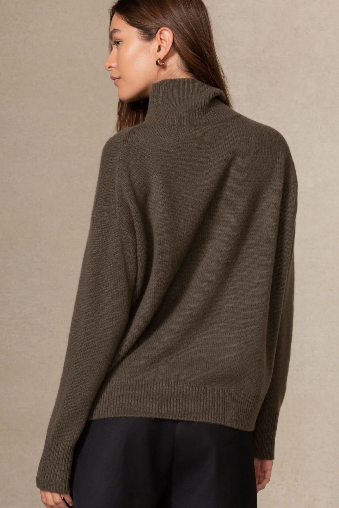JOSLYN TURTLENECK CASHMERE SWEATER