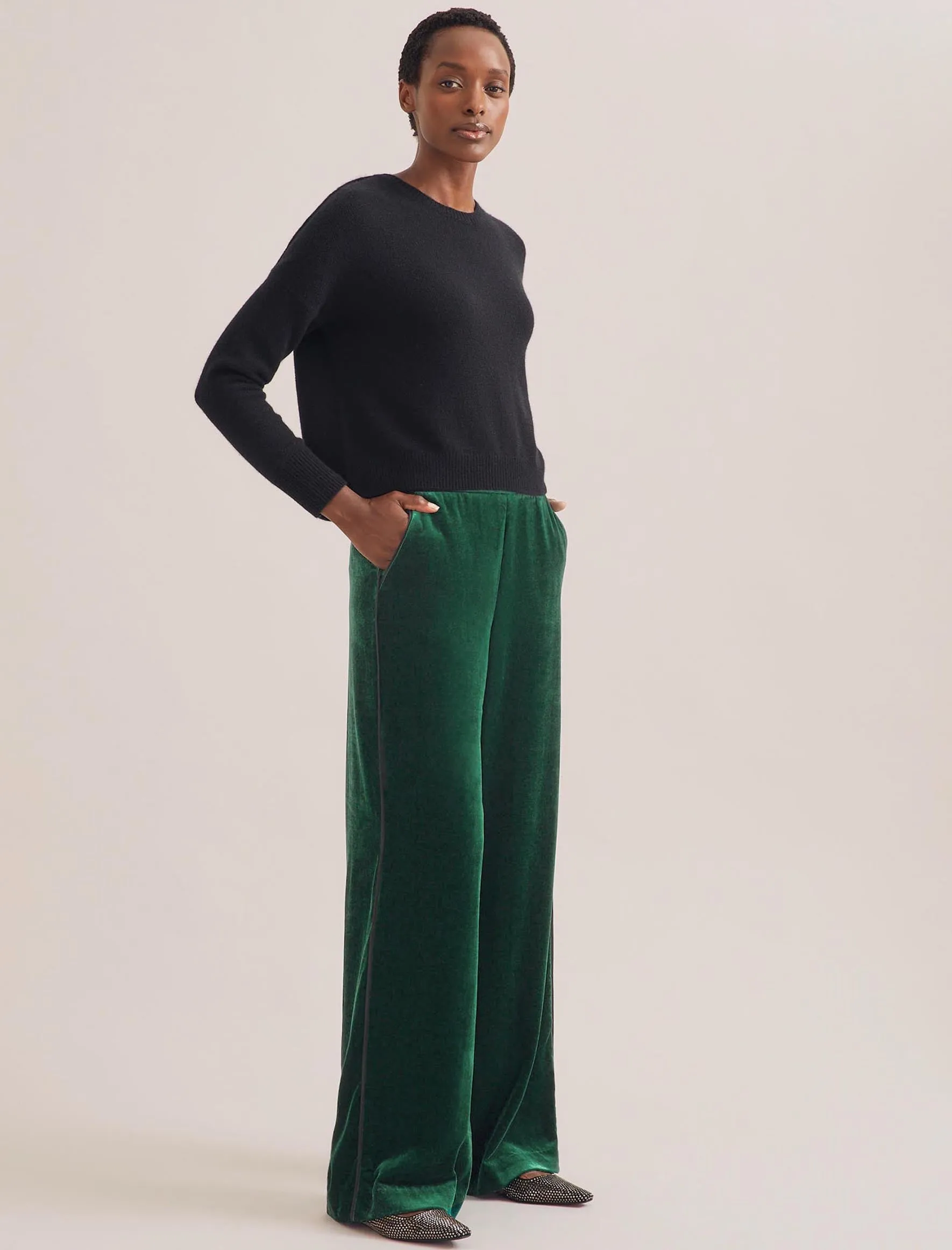 Toni Velvet Wide Leg Trouser - Green