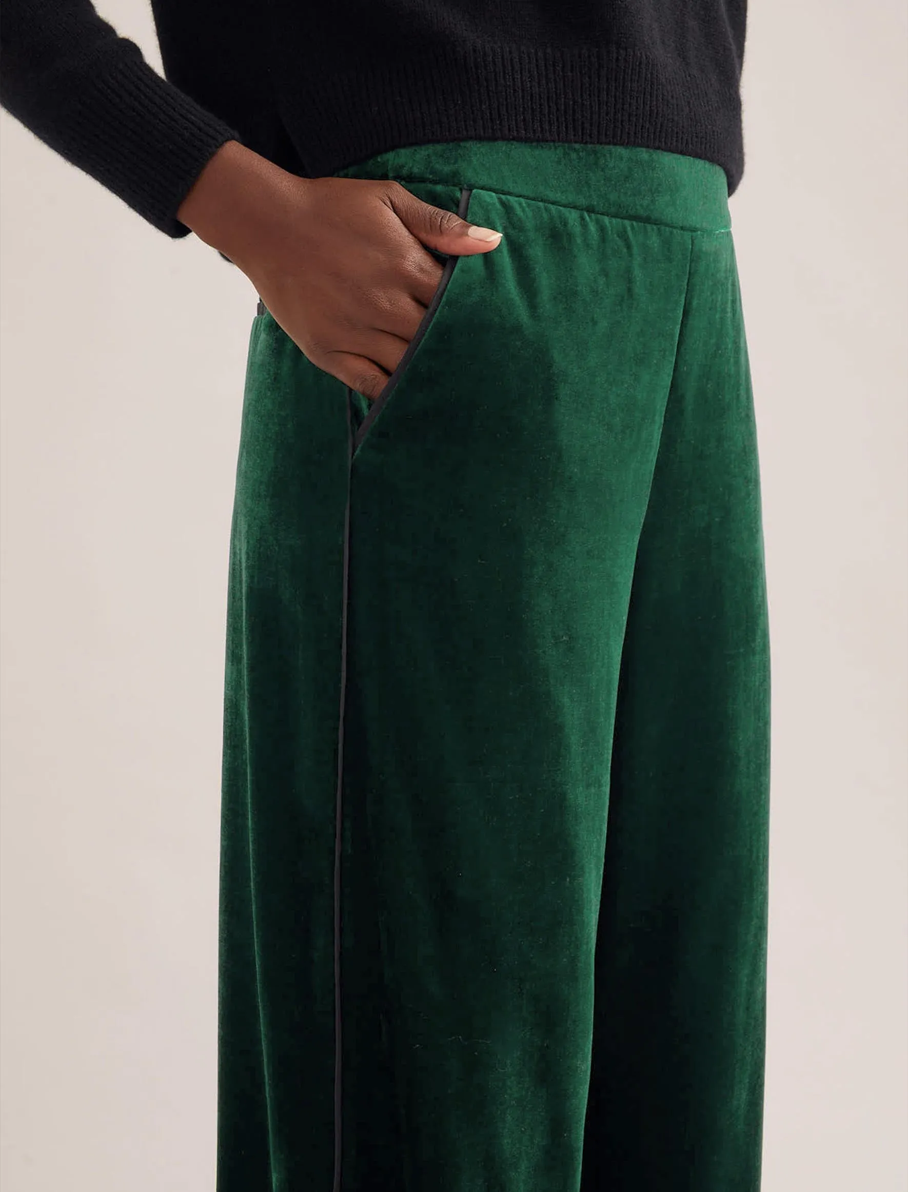 Toni Velvet Wide Leg Trouser - Green